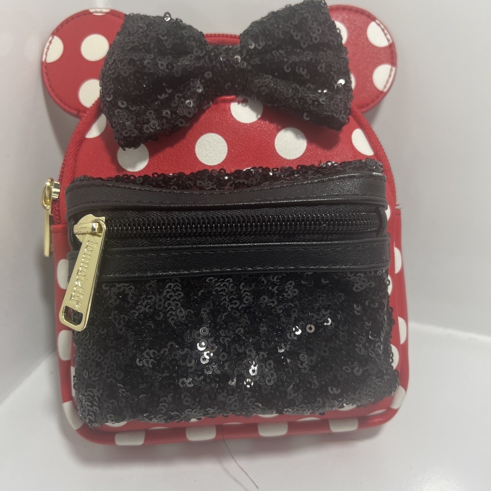 LOUNGEFLY DISNEY MINNIE MOUSE POLKA DOT BLACK SEQUIN WRISTLET BAG